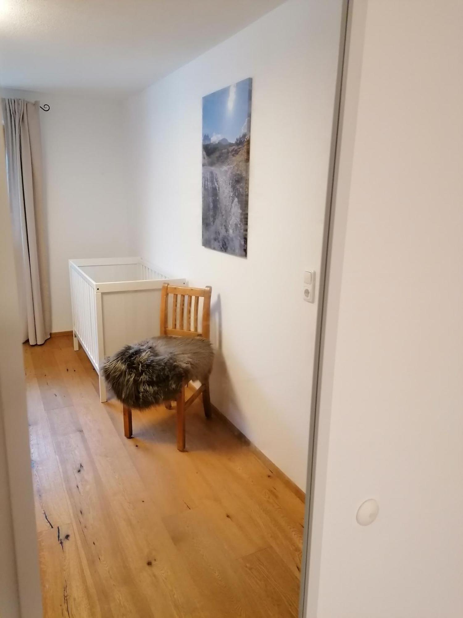 Ferienwohnungen Momo Elbigenalp Ruang foto
